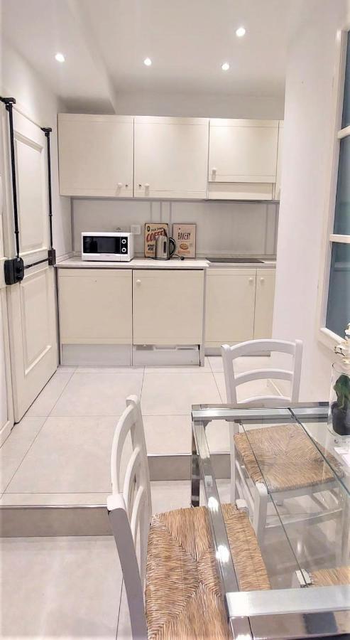 Appartamento Eva ฟลอเรนซ์ ภายนอก รูปภาพ