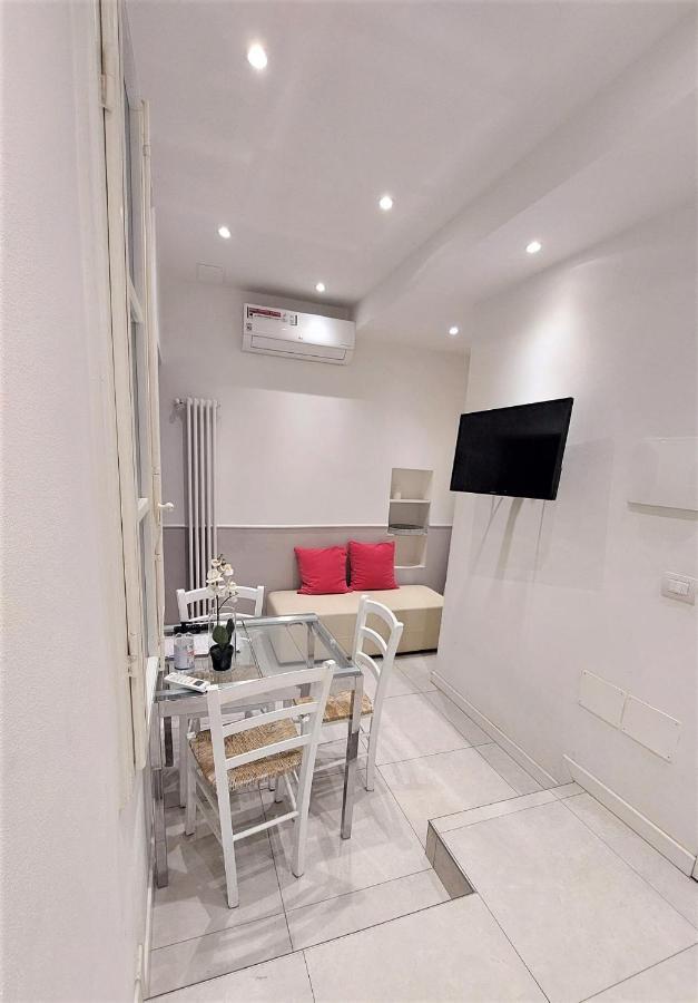 Appartamento Eva ฟลอเรนซ์ ภายนอก รูปภาพ